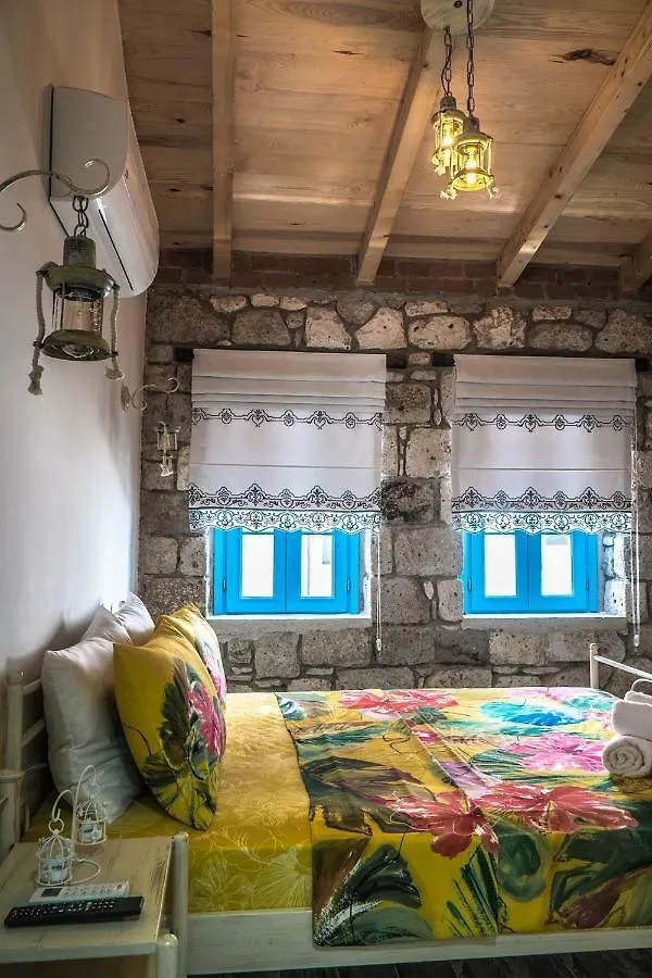 Mavi Ruzgar Alacati Hotel (Adults Only) Çeşme 4*,